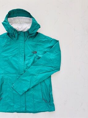 THE NORTH FACE Women’s Hooded Rain Jacket, S